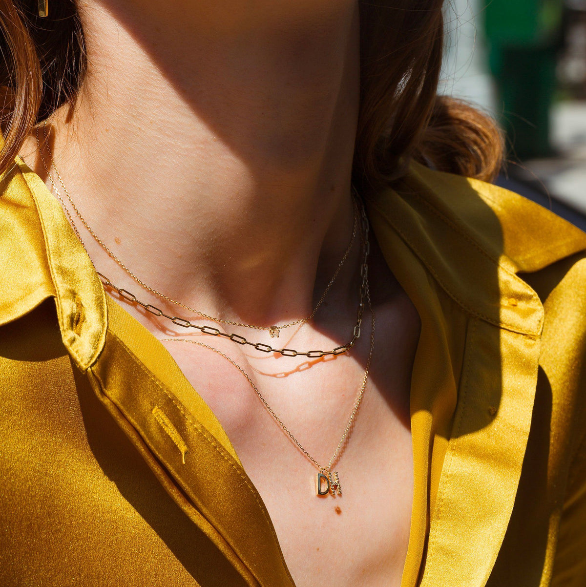 Medium Chain Necklace Lifestyle Model