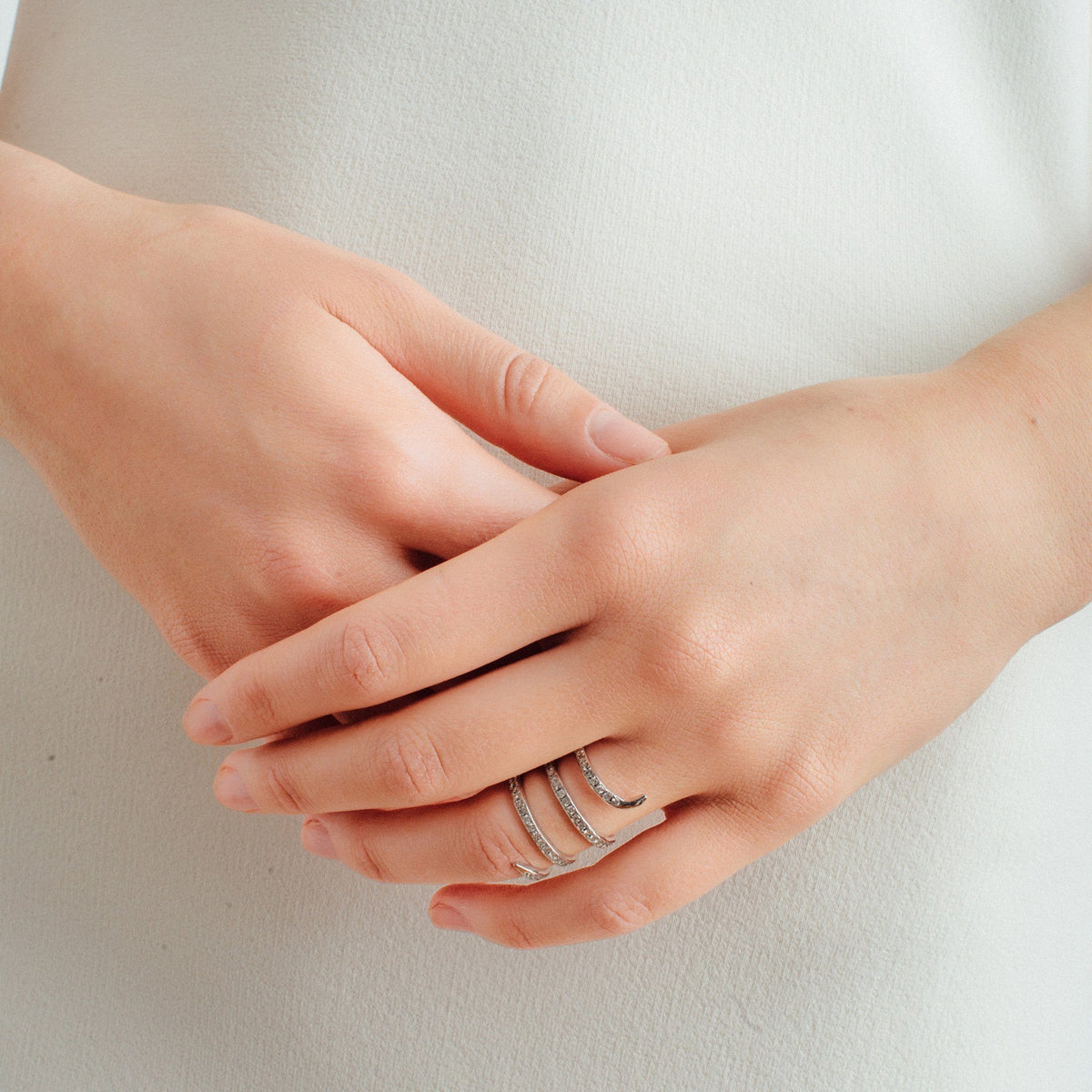 Diamond Snake Ring    Model