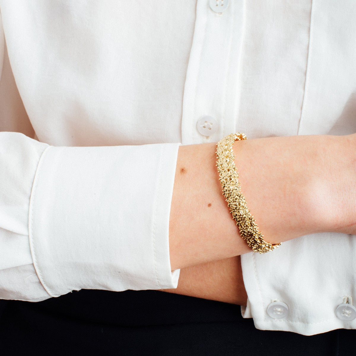 Flower Bracelet Closed   Model