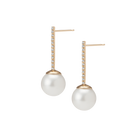 Proud Pearl Earrings with White Diamonds